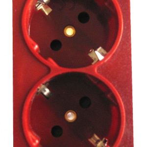 FA-4020R - DOBLE SCHUKO ROJO CON PLACA